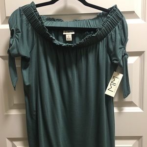 Maternity off shoulders Shirt